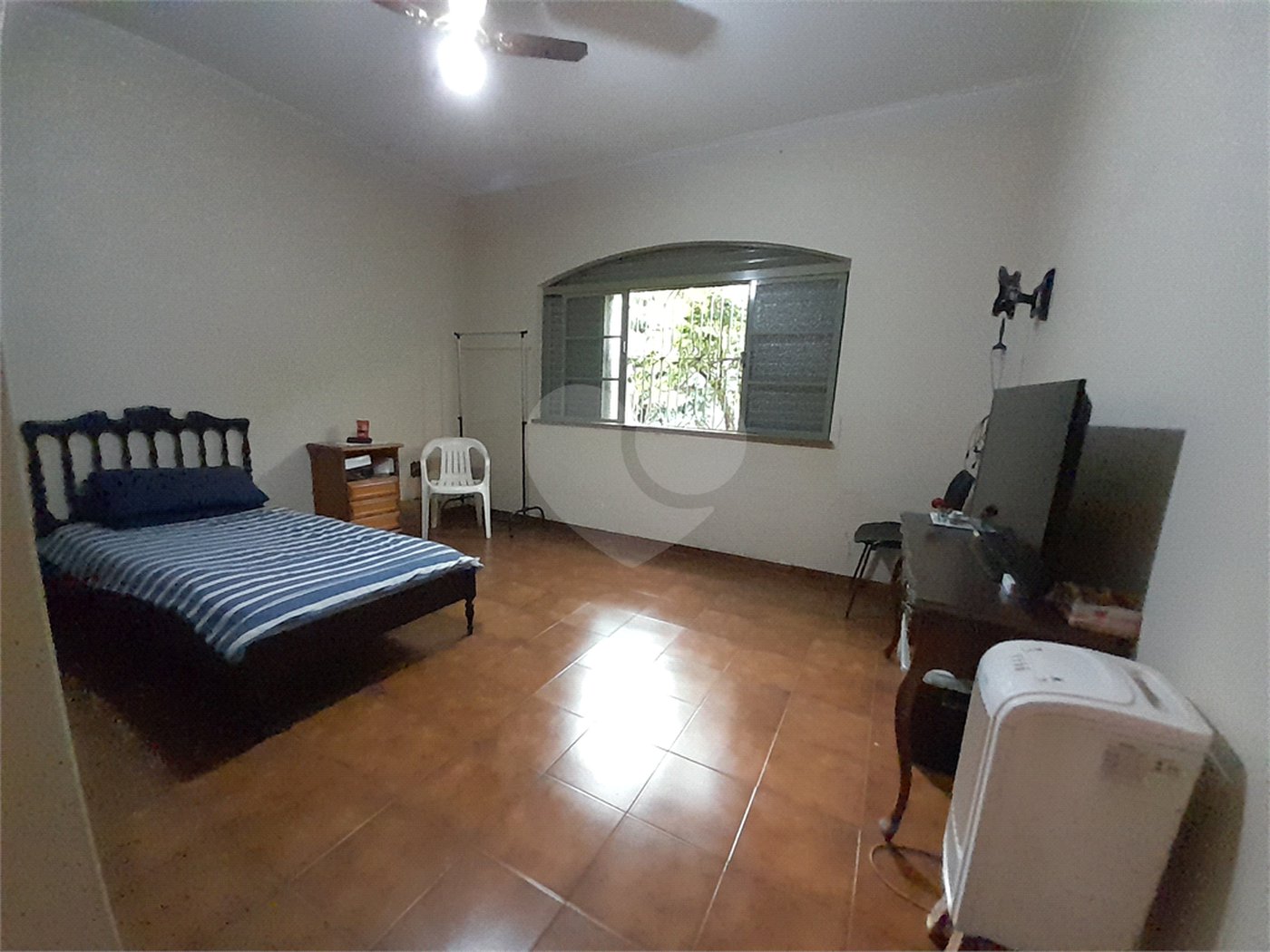 Casa à venda com 5 quartos, sendo 1 suíte,  em Jardim Anhangüera, Ribeirão Preto, SP