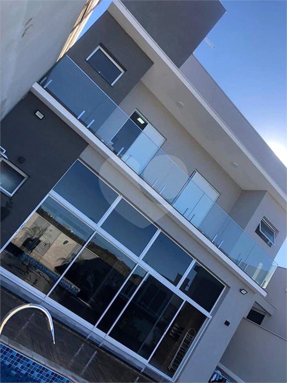 Sobrado à venda com 1 quarto, sendo 3 suítes, em Condomínio Residencial Euroville II, Bragança Paulista, SP