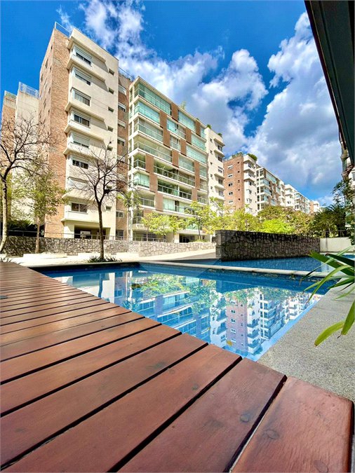 Apartamento à venda com 3 suítes em Chácara Santo Antônio (zona Sul), São Paulo, SP