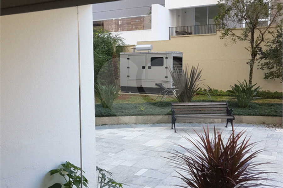 Apartamento para alugar com 2 quartos em Moema, São Paulo, SP