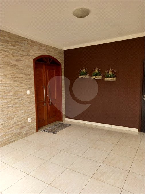 Casa à venda com 3 quartos, sendo 1 suíte, em Bosque, Vinhedo, SP