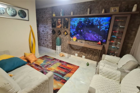 Casa à venda com 2 quartos em Vila dos Remédios, São Paulo, SP