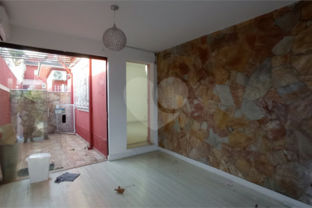 Casa à venda ou para alugar com 6 quartos em Bela Aliança, São Paulo, SP