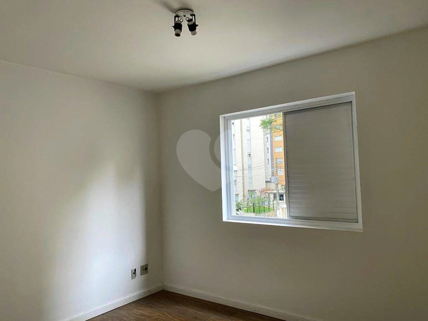 Apartamento para alugar com 3 quartos, sendo 1 suíte,  em Paraíso, São Paulo, SP