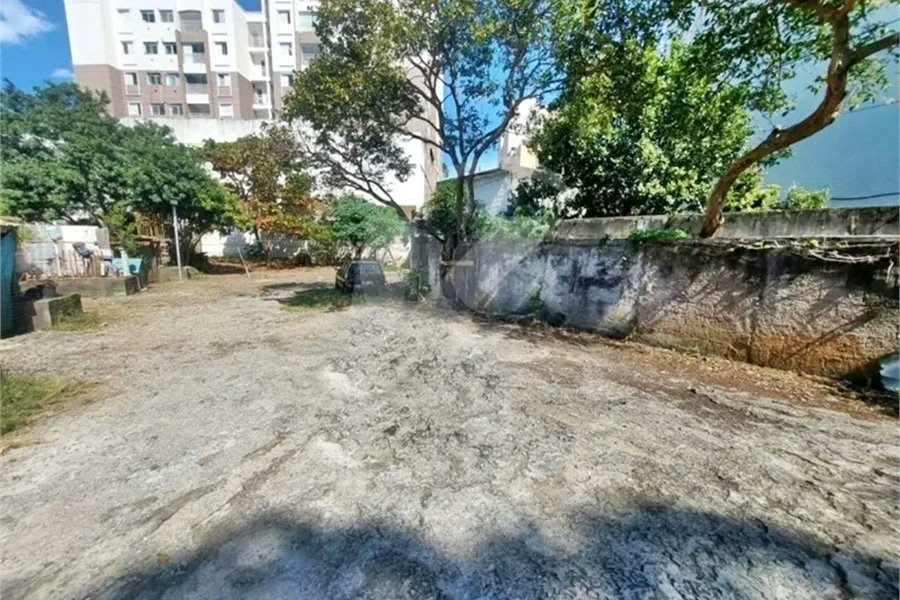 Terreno à venda em Vila Nivi, São Paulo, SP