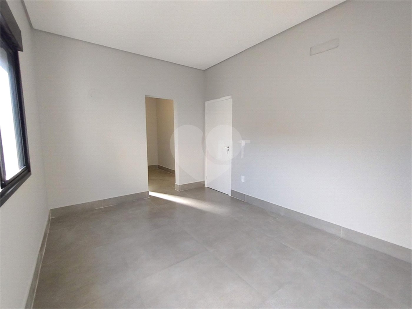 Casa à venda com 3 suítes no condomínio Vita Verdi, Valinhos - SP