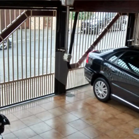 Casa à venda com 2 quartos em Vila Suissa, Mogi das Cruzes, SP