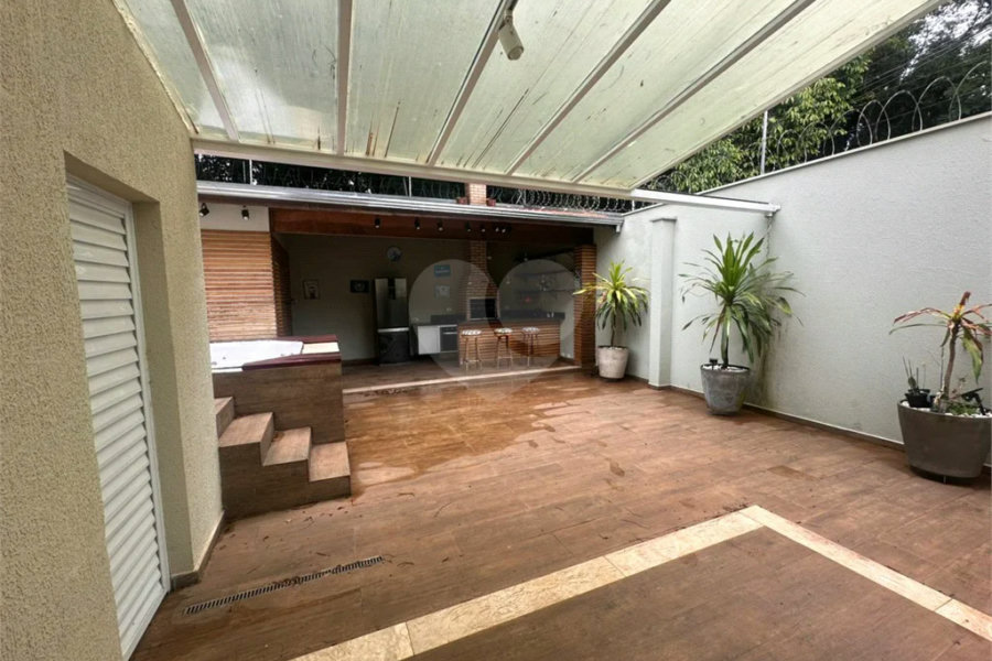 Casa de Condomínio com 3 Quartos e 2 banheiros à Venda, 311 m² por R$ 750.000