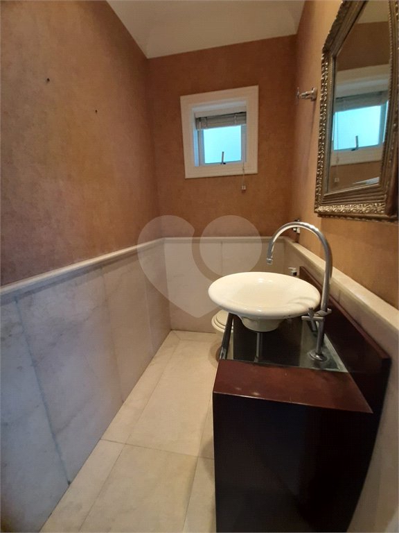 Casa à venda com 3 suítes no condomínio Chácara Francesa, São Paulo - SP