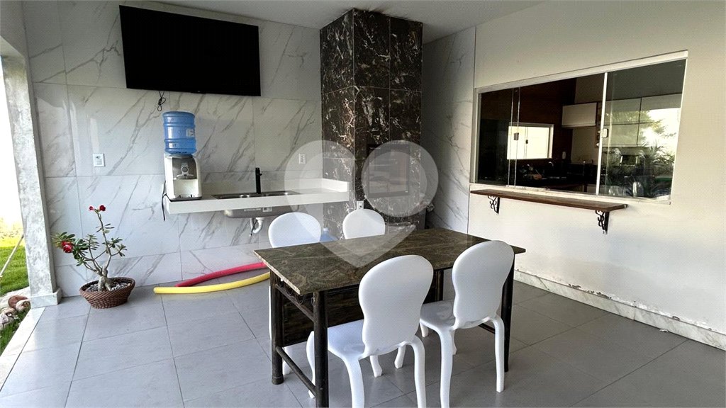 Casa à venda com 3 quartos, sendo 1 suíte, em Outerio da Glória, Porto Seguro, BA