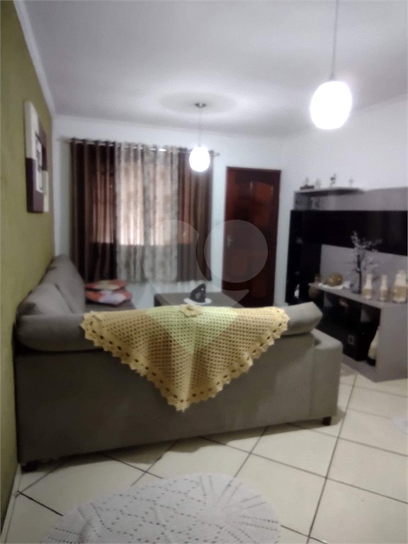 Sobrado à venda com 2 quartos, sendo 1 suíte, em Jardim Vale das Virtudes, São Paulo, SP