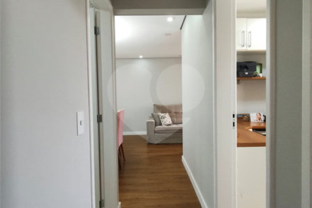 Apartamento à venda com 3 quartos, sendo 1 suíte,  em Vila Monumento, São Paulo, SP