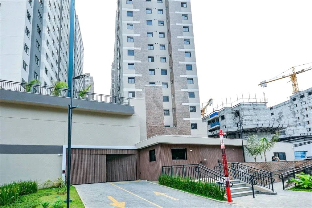 Apartamento à venda com 3 quartos, sendo 1 suíte, em Campo Grande, São Paulo, SP