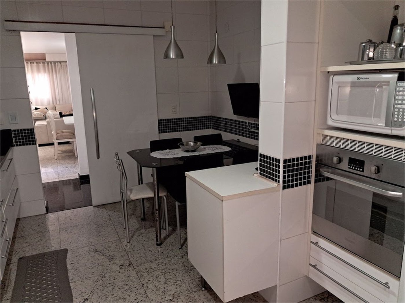 Apartamento Residencial à venda, Gonzaga, Santos - AP0761.