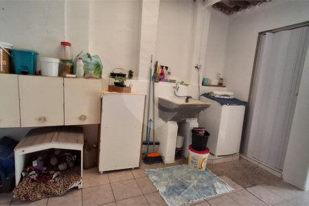 Casa de Vila à venda com 2 quartos em Vila Dylze, Votorantim, SP