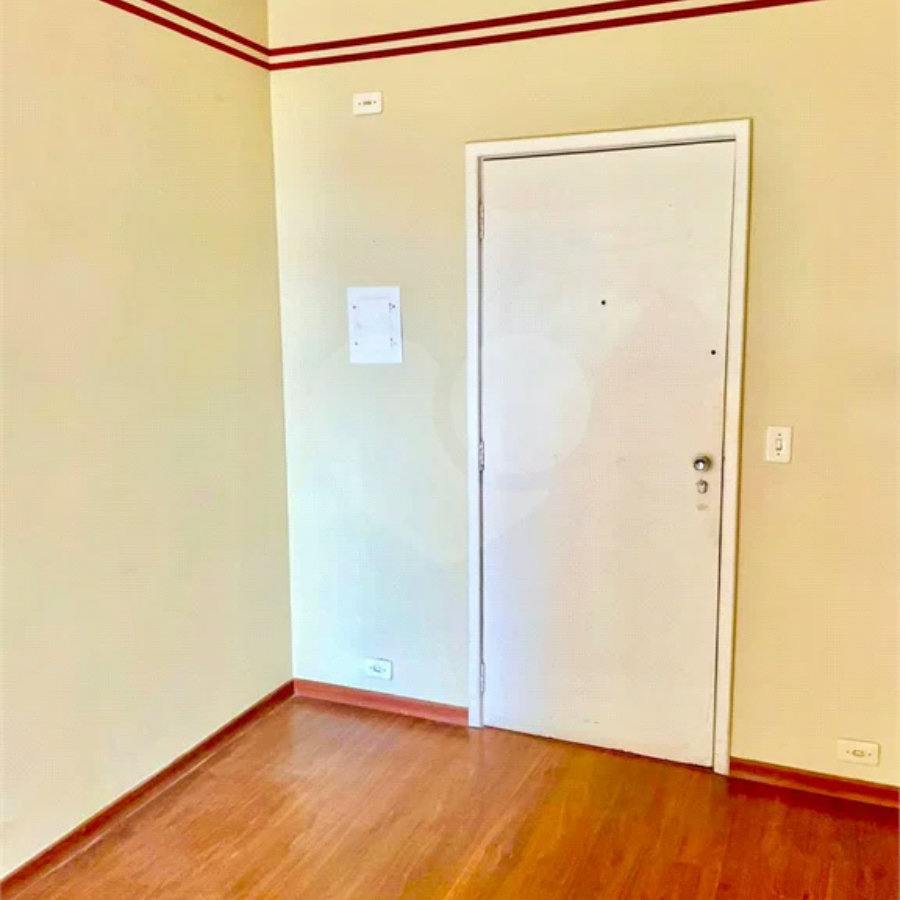 Apartamento Studio para venda em Moema com 37 m² 1 vaga de garagem