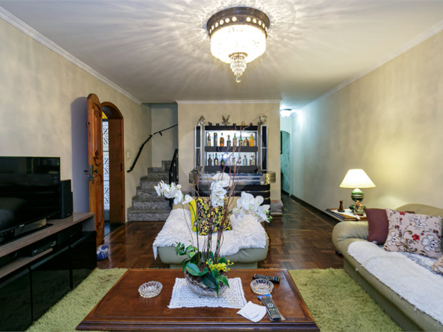 Sobrado à venda com 3 quartos, sendo 1 suíte,  em Vila Mascote, São Paulo, SP