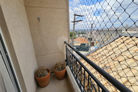 Sobrado à venda com 3 quartos, sendo 1 suíte,  em Vila Nivi, São Paulo, SP