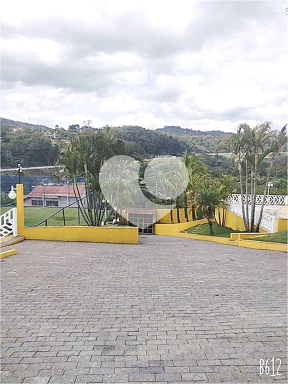 Casa à venda com 4 quartos, sendo 3 suítes, em Luiz Fagundes, Mairiporã, SP