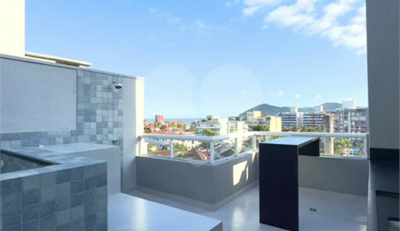 Apartamento à venda com 3 quartos, sendo 1 suíte,  em Maitinga, Bertioga, SP