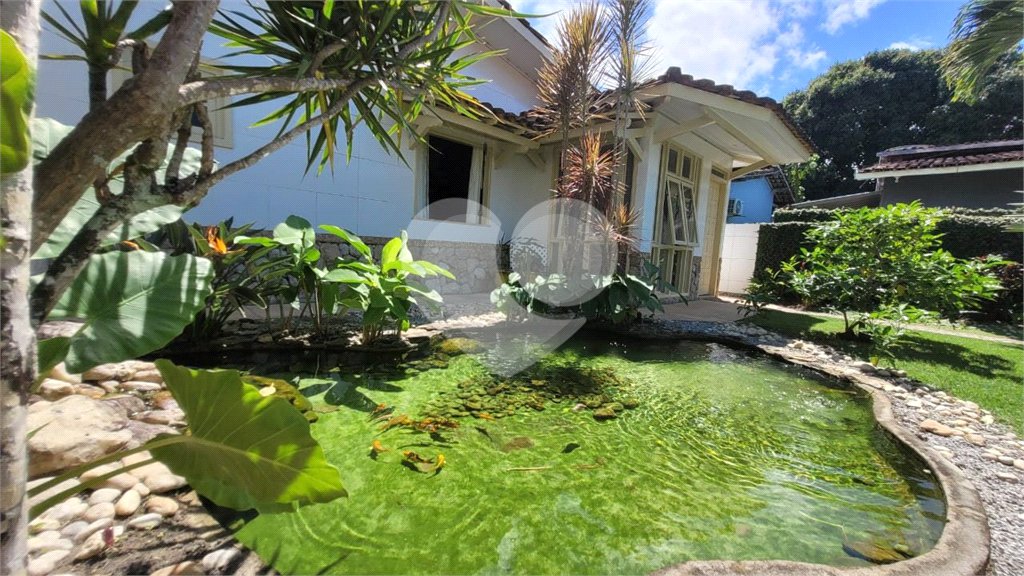 Casa à venda com 4 quartos, sendo 2 suítes, no Centro, Santa Cruz Cabrália, BA