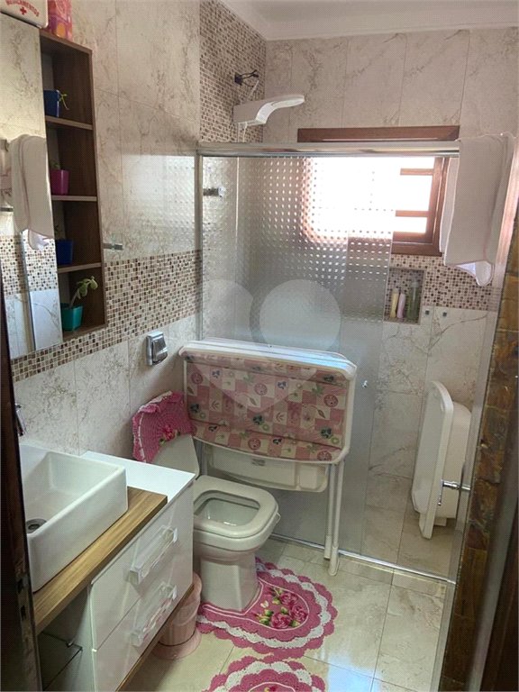 Sobrado à venda com 3 suítes em Jardim Celeste, São Paulo, SP