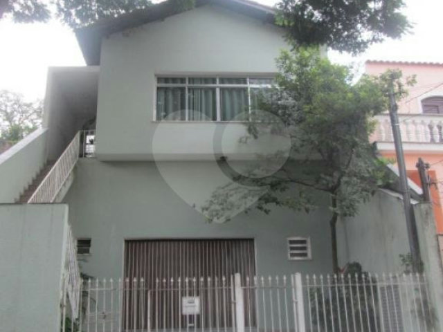 Sobrado à venda com 3 quartos, sendo 1 suíte,  em Horto Florestal, São Paulo, SP