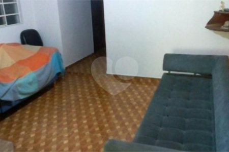 Sobrado à venda com 3 quartos em Jardim Rio Pequeno, São Paulo, SP