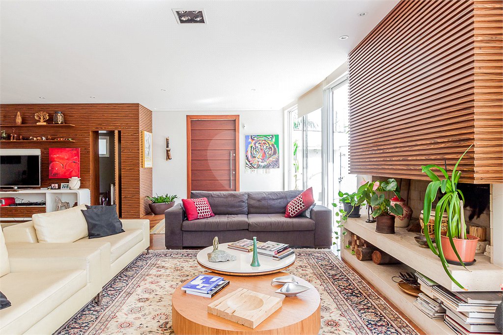 Casa à venda com 4 suítes em Alto da Lapa, São Paulo, SP