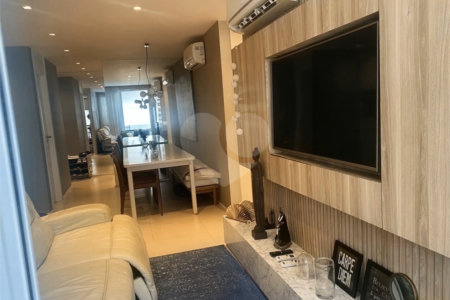 Apartamento à venda com 2 quartos, sendo 1 suíte,  em Botafogo, Rio de Janeiro, RJ