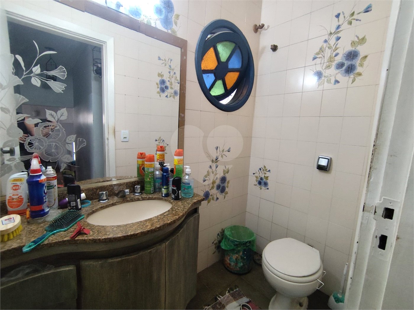 Sobrado à venda com 4 quartos, sendo 2 suítes,  em Tremembé, São Paulo, SP