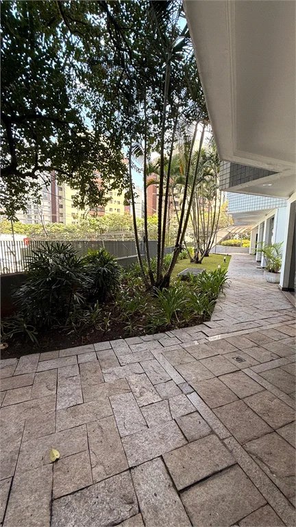Apartamento à venda com 3 quartos, sendo 1 suíte, em Vila Andrade, São Paulo, SP