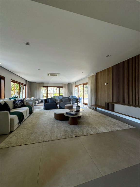 Casa à venda ou para alugar com 4 suítes no condomínio Lago Azul Residencial e Golfe, Araçoiaba da Serra - SP