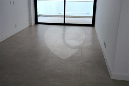 Apartamento à venda com 3 suítes em Lagoa, Rio de Janeiro, RJ