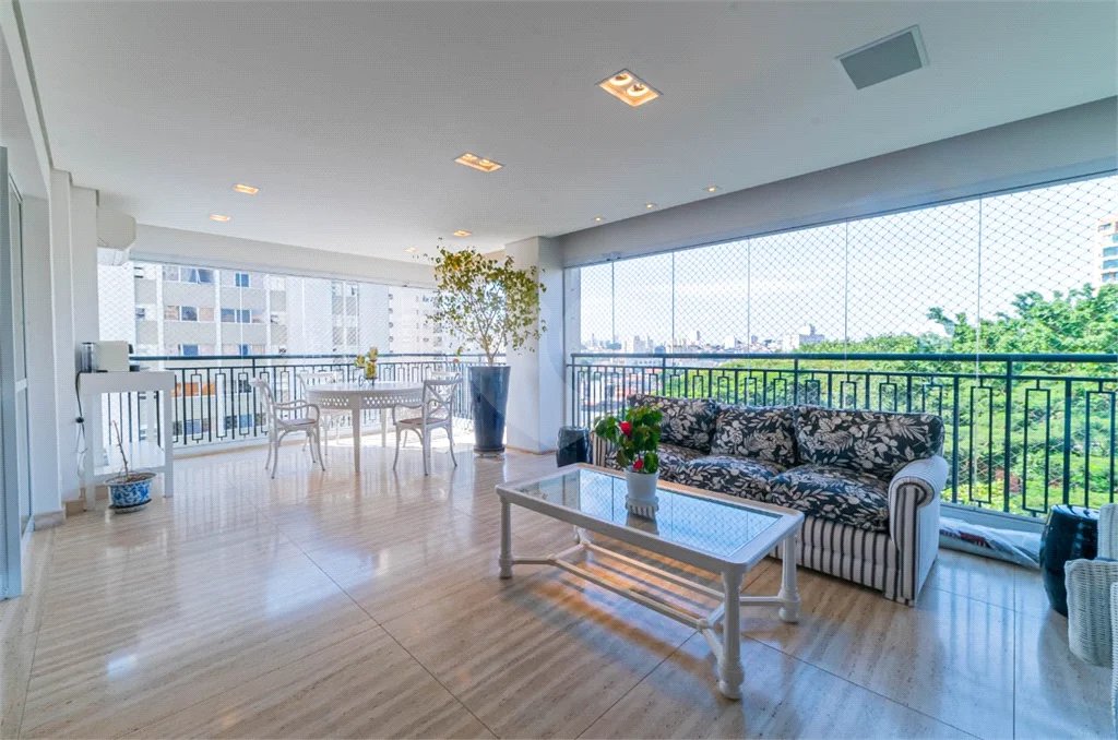 Apartamento para venda no condomínio Piazza Suprema - Praça Visconde de Souza Fontes