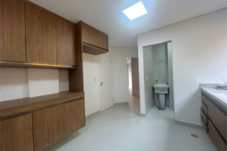 Apartamento com 2 Dormitórios à Venda, 82 M² por R$ 645.000 – Gonzaga – Santos/Sp
