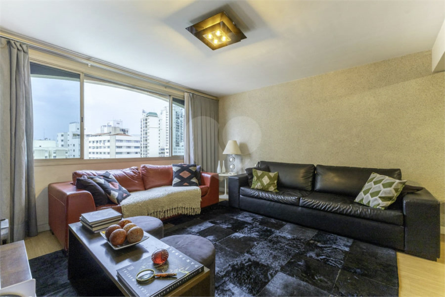 Apartamento à venda com 3 quartos, sendo 1 suíte, em Bela Vista, São Paulo, SP