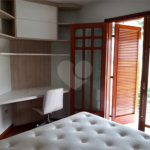 Sobrado à venda com 4 quartos, sendo 3 suítes, em Tremembé, São Paulo, SP