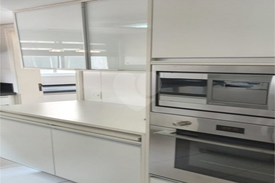 Apartamento à venda com 3 suítes em Perdizes, São Paulo, SP