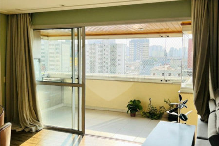 Apartamento á venda MOBILIADO com 128m², 3 suítes, 2 vagas, no centro de Santo André