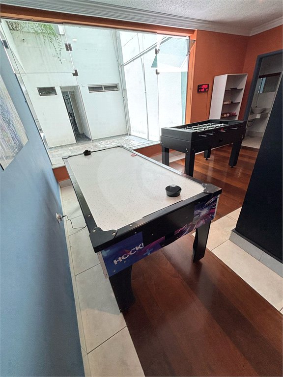 Apartamento à venda com 3 quartos, sendo 1 suíte,  em Indianópolis, São Paulo, SP