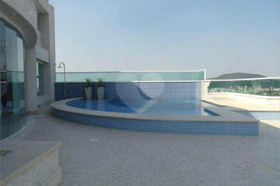 Apartamento à venda com 3 suítes em Jardim Virgínia, Guarujá, SP
