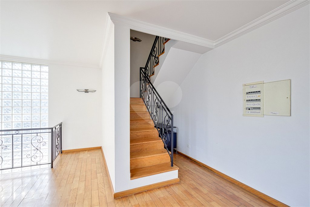 Casa à venda com 4 suítes no condomínio Solar Andaluz, São Paulo - SP