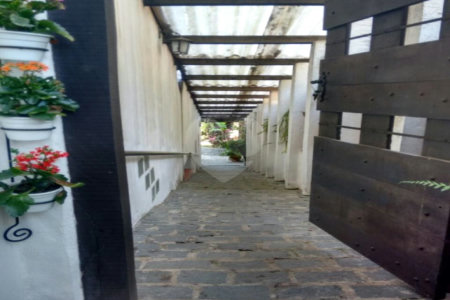 Casa à venda com 4 suítes em Vila Sônia, São Paulo, SP