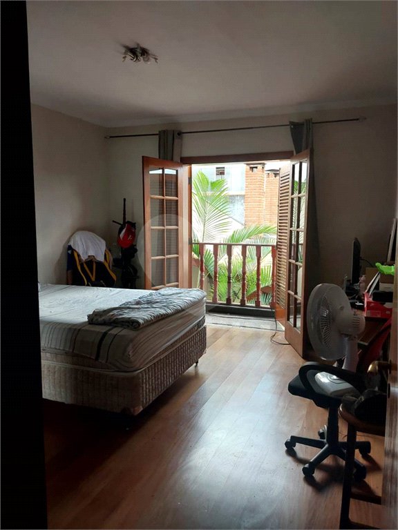 Casa à venda com 4 quartos, sendo 2 suítes,  em Jardim Japão, São Paulo, SP