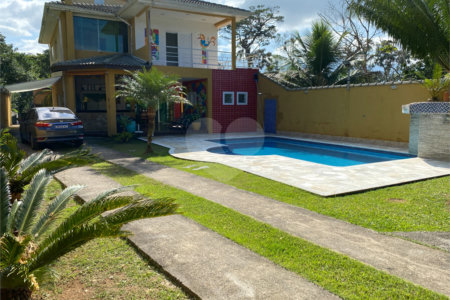 Casa à venda com 5 quartos, sendo 1 suíte,  em Boraceia, Bertioga, SP
