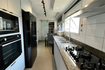 Apartamento à venda com 4 quartos, sendo 3 suítes, em Cambuci, São Paulo, SP