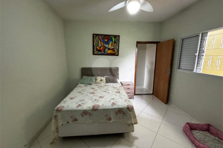 Casa à venda com 4 quartos, sendo 2 suítes, no condomínio Zuleika Jabour, Salto - SP