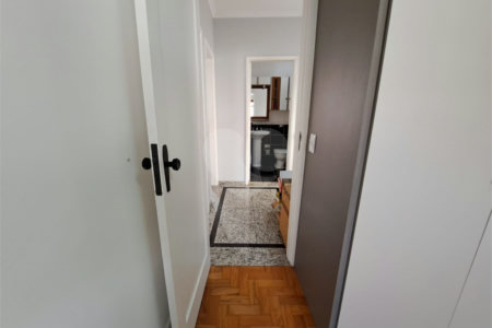 Sobrado à venda com 3 quartos, sendo 1 suíte, em Vila Gomes Cardim, São Paulo, SP