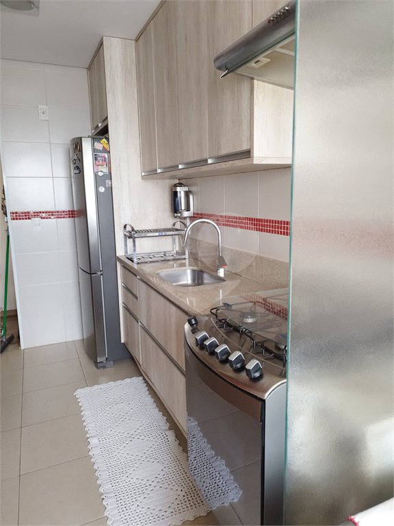 Apartamento à venda com 3 quartos, sendo 1 suíte, em Jardim Nova Era, Salto, SP
